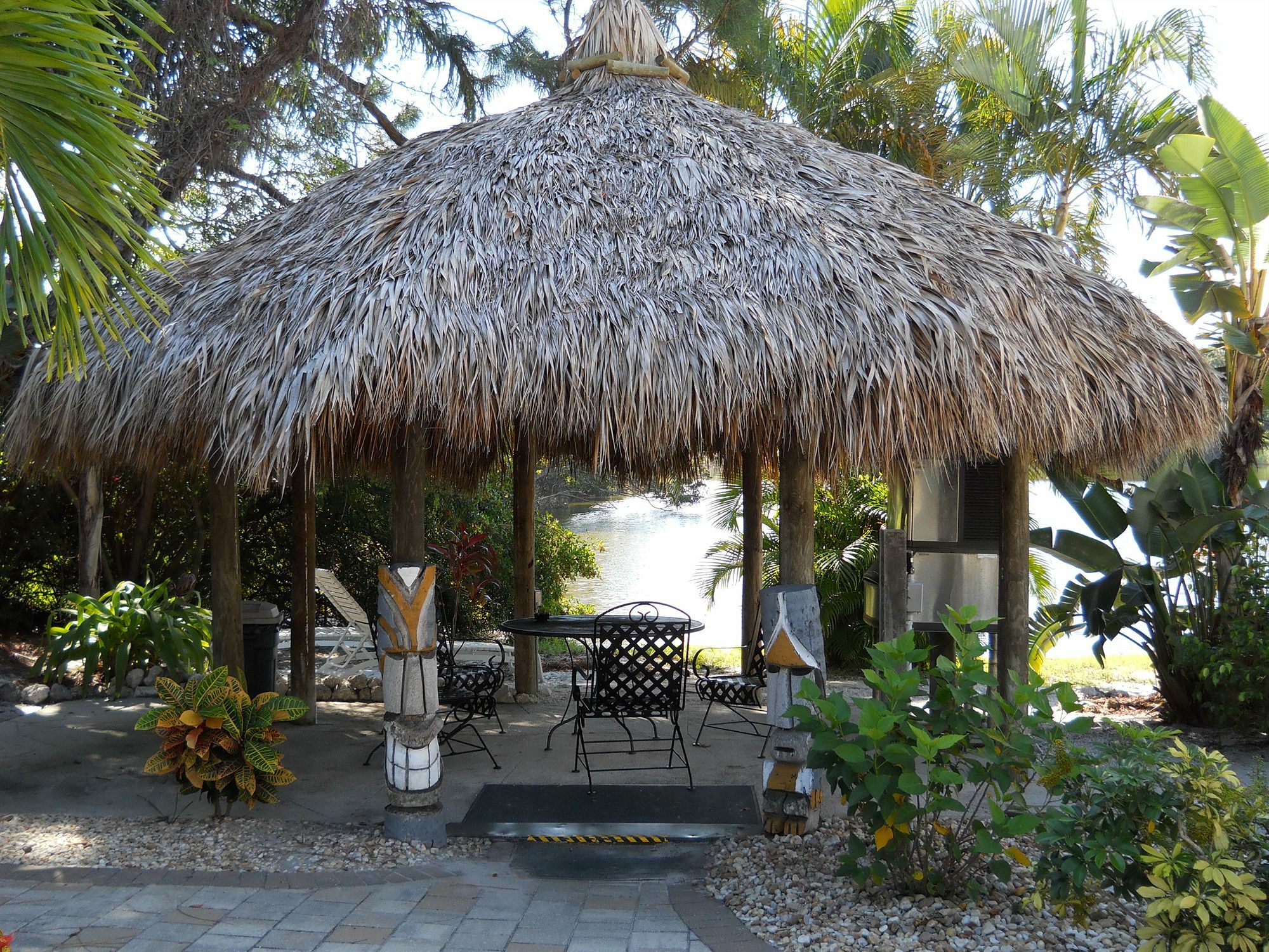 Marco Island Lakeside Inn Dış mekan fotoğraf